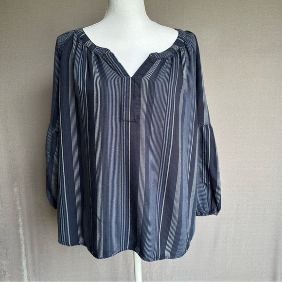 Eddie Bauer XL Navy Striped 3/4 Sleeve Peasant Blouse - Picture 1 of 9